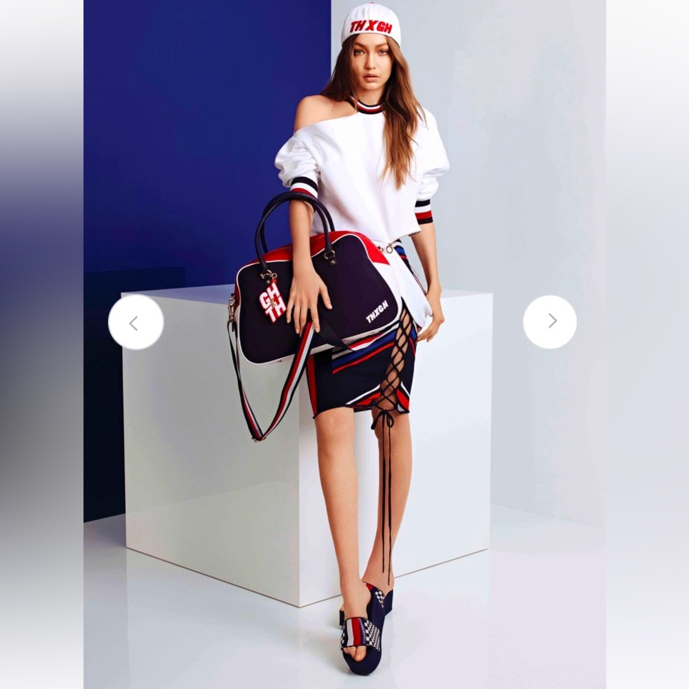 TOMMY X GIGI Gigi Hadid Intarsia Skirt in Midnight & Multi New Size: XS.